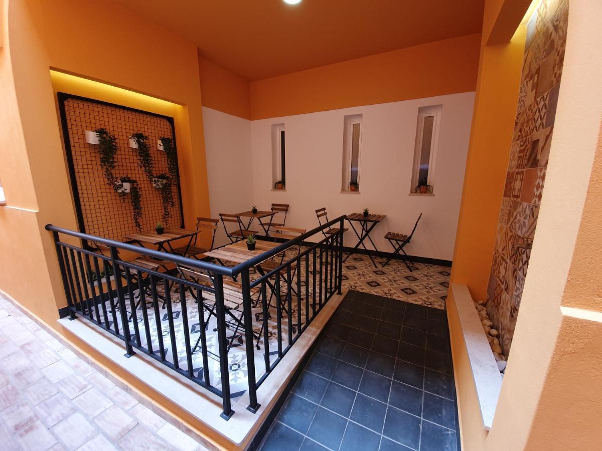 Inn Faro - Casa Amarela - Guest House Bagian luar foto